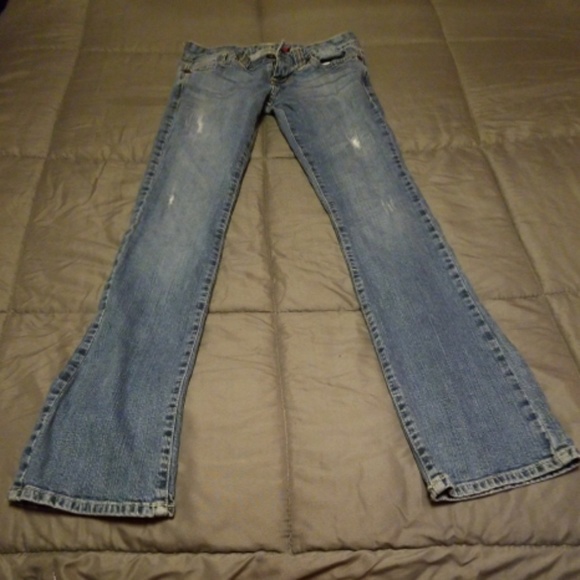 Blue jeans - Picture 1 of 1